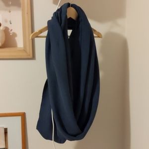 American Apparel Circle Scarf